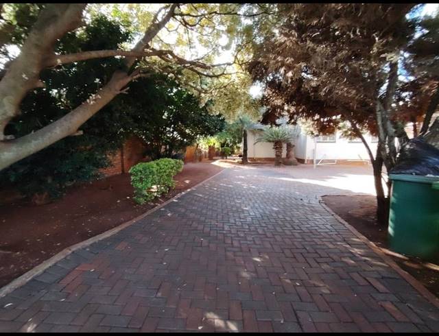 3 BEDROOM HOUSE FOR SALE IN HESTEAPARK